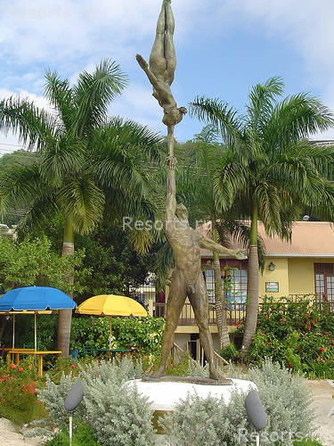Doctors Cave Beach Hotel 6